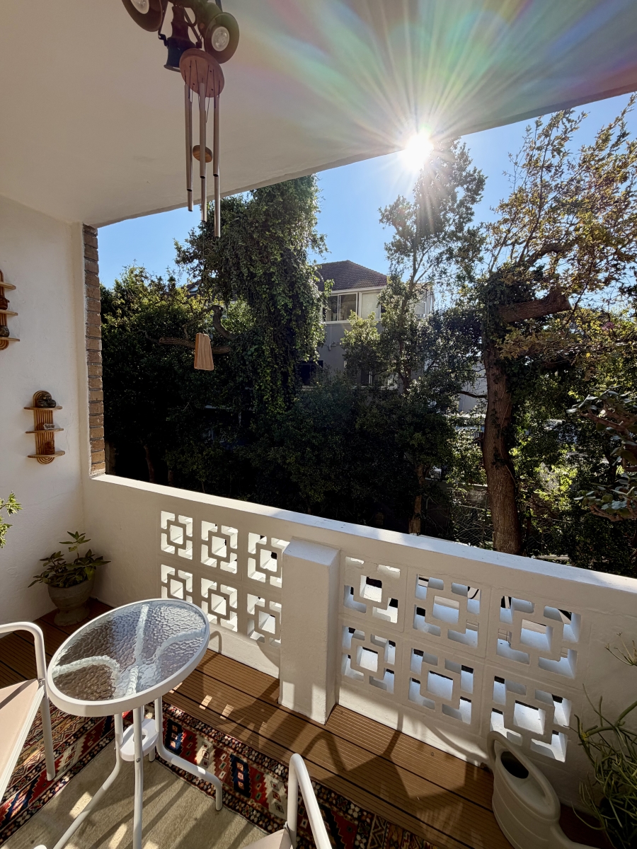 To Let 2 Bedroom Property for Rent in Oranjezicht Western Cape